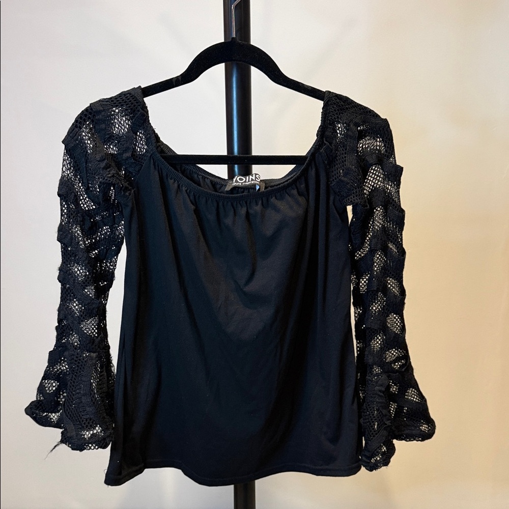 Yoins Lioness Black Lace Sleeve Blouse